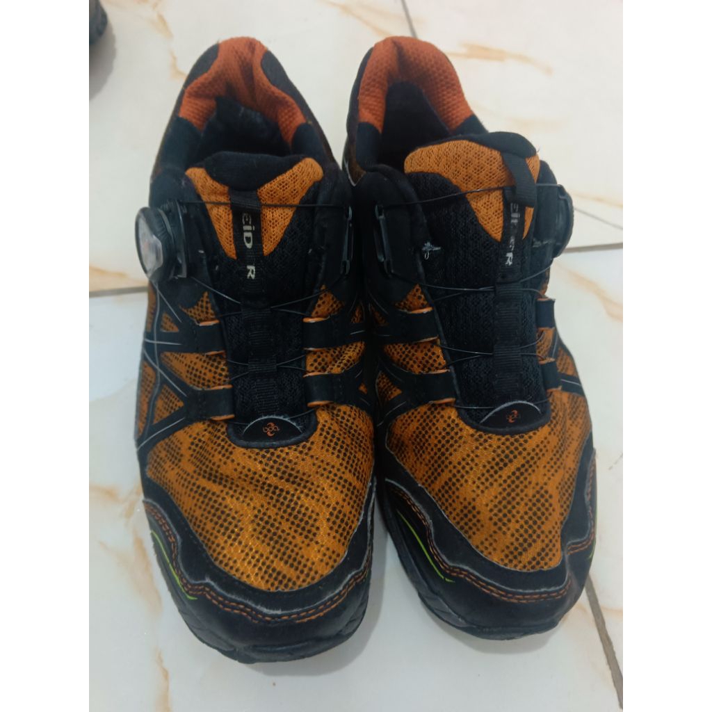 Eider sepatu trail run preloved