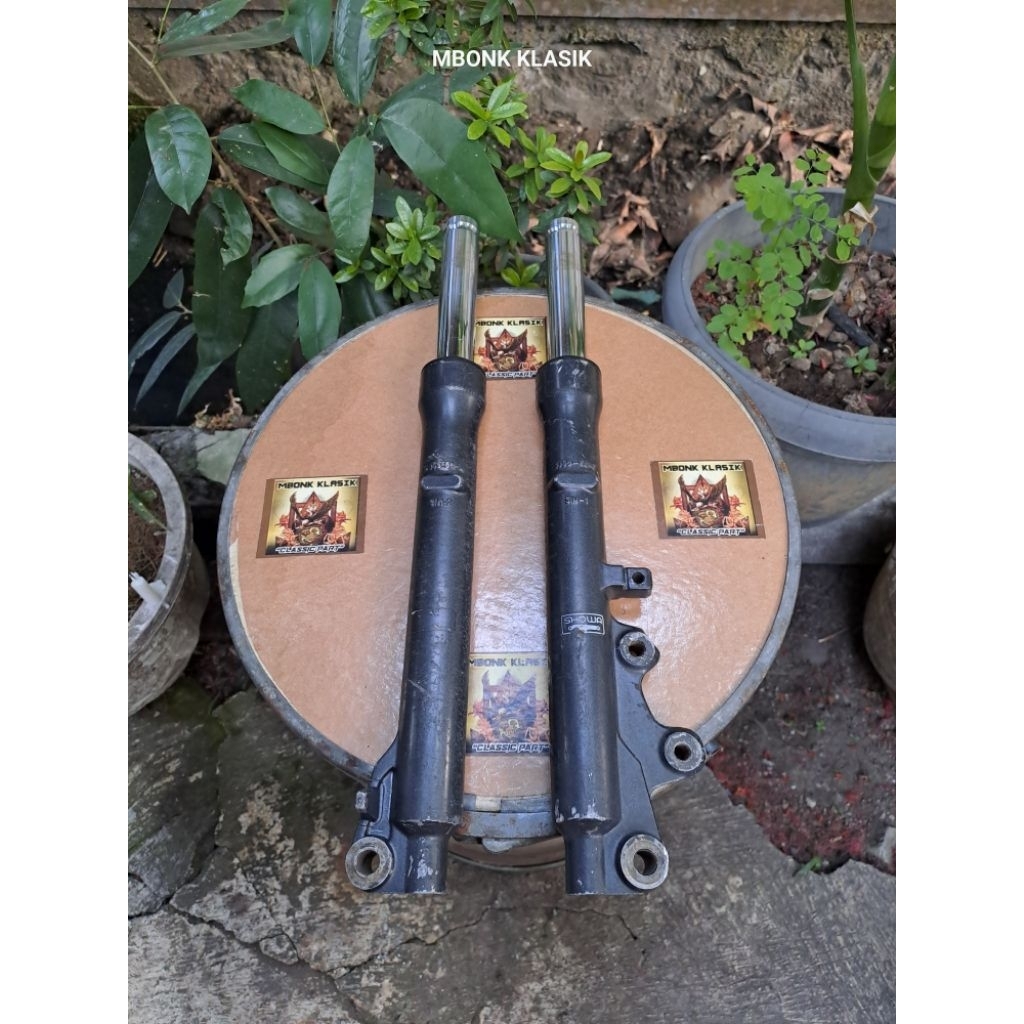 shock depan suzuki spin 125 ORIGINAL shock depan spin 125 shockbreaker spin 125 skok depan suzuki sp