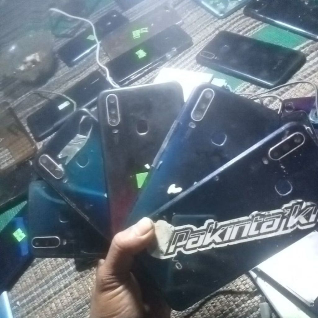 MESIN VIVO Y12 MINUS LCD FISIK SEADANYA YG LAIN BONUS (conektor,casing dan baterai) bonus