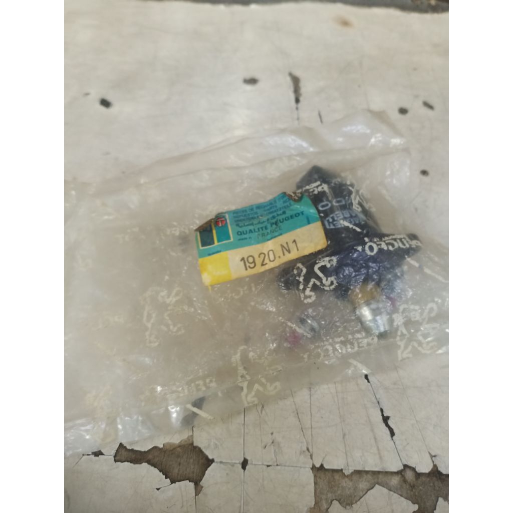 Peugeot Idle regulator peugeot 306,405,406,806 original