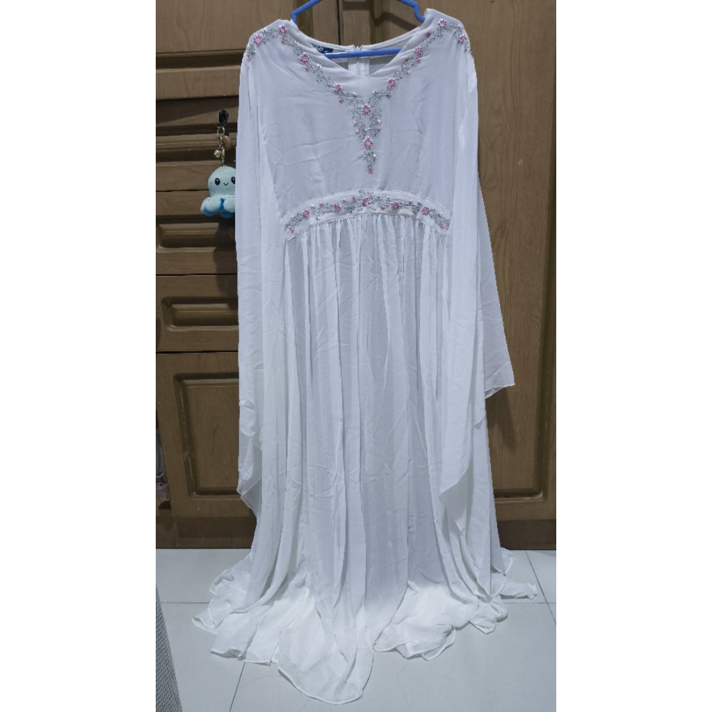 Gamis nesty collection baju muslimah putih seken XL
