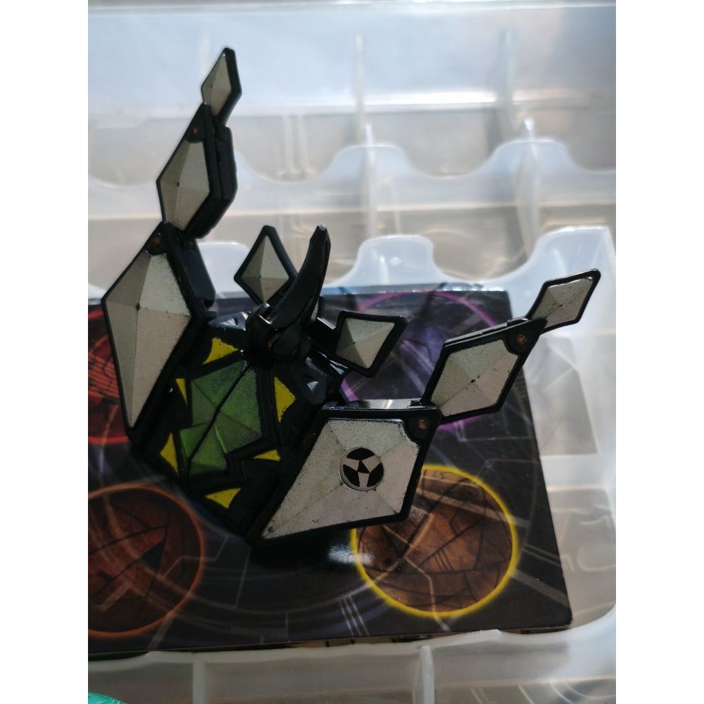 Bakugan Battle Gear Airkor Silver (Dharak Battle Gear)