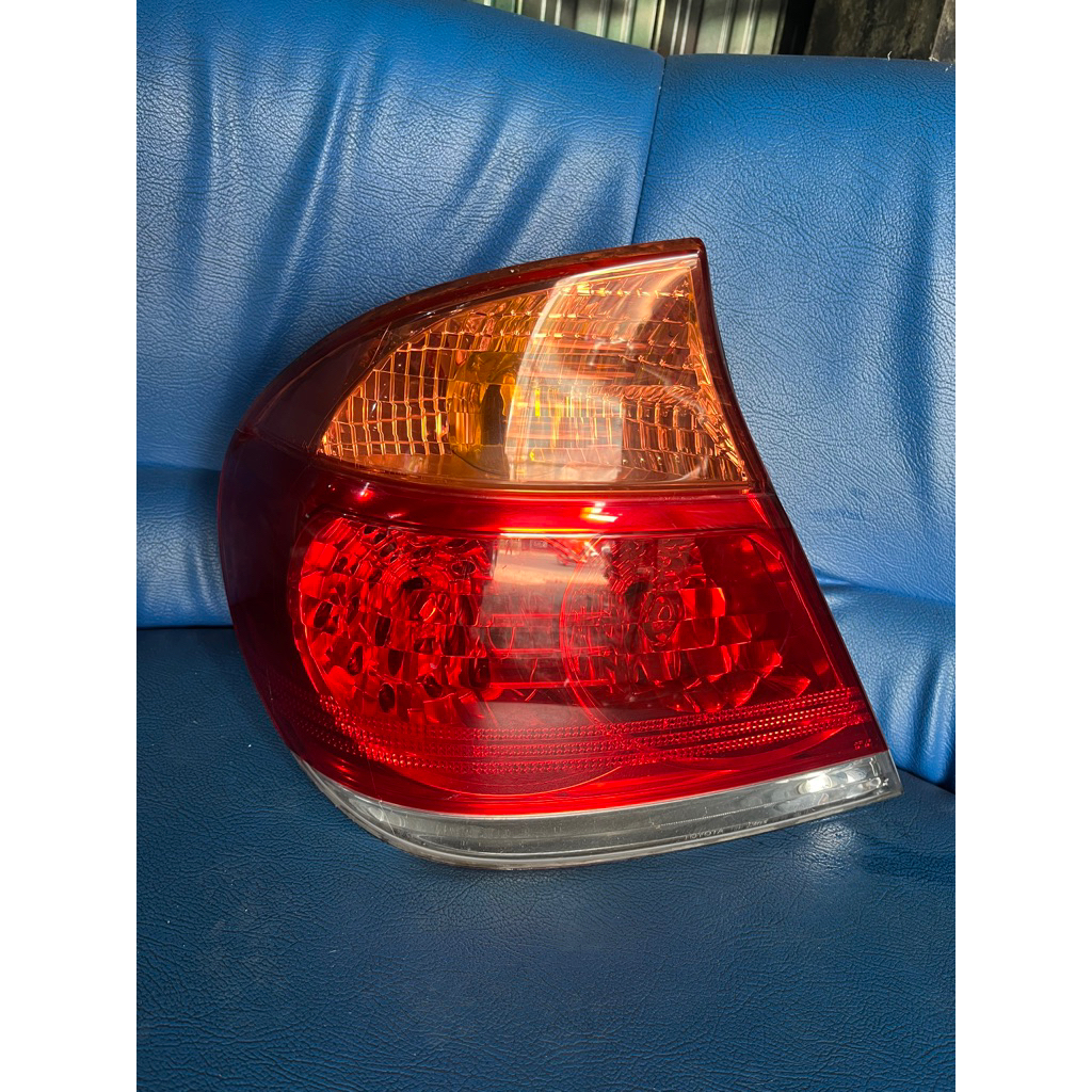stoplamp camry sebelah kiri