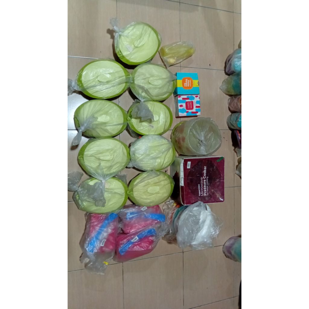 blossom soup server 9pcs, rantang pink 3pcs, rantang tumpuk 4susun bulat, microwave, toples hijau, p