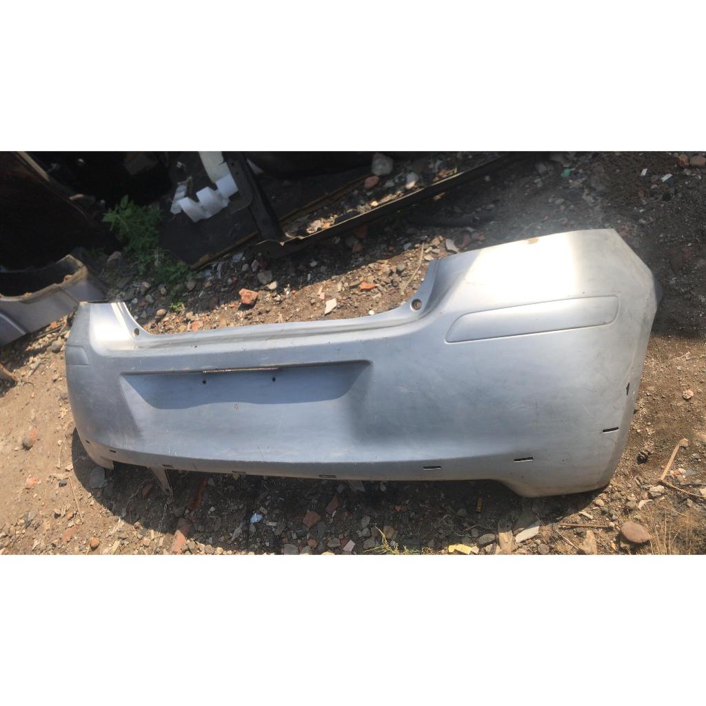 Bumper toyota yaris 2010 original