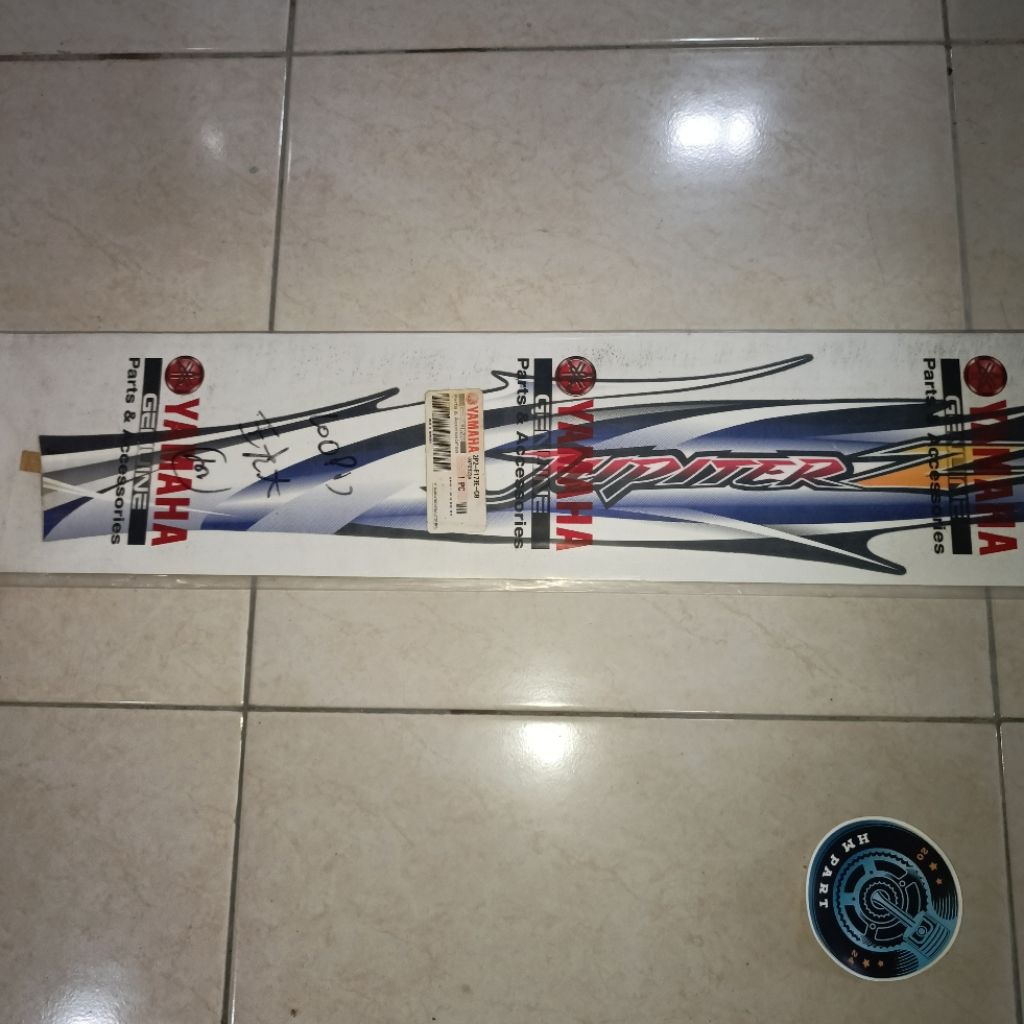 2P2-F173E-C0 STRIKER STRIPING GRAPHIC BODI body BELAKANG SAMPING KIRI JUPITER Z BURHAN 2007 WARNA BI