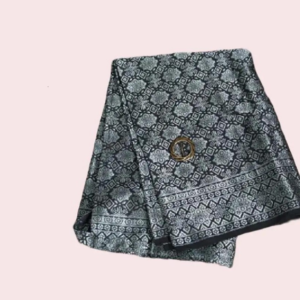 Rok Wanita Model Kain Lilit Bahan Tenun Songket Warna Hitam Silver