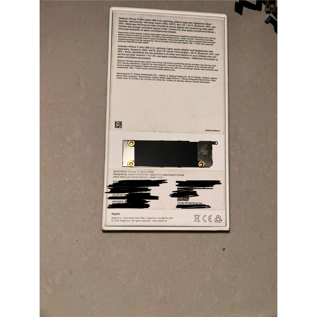 Mesin atau Motherboard dan box Iphone 11 ibox nyala icloud kosong(Cek deskripsi)