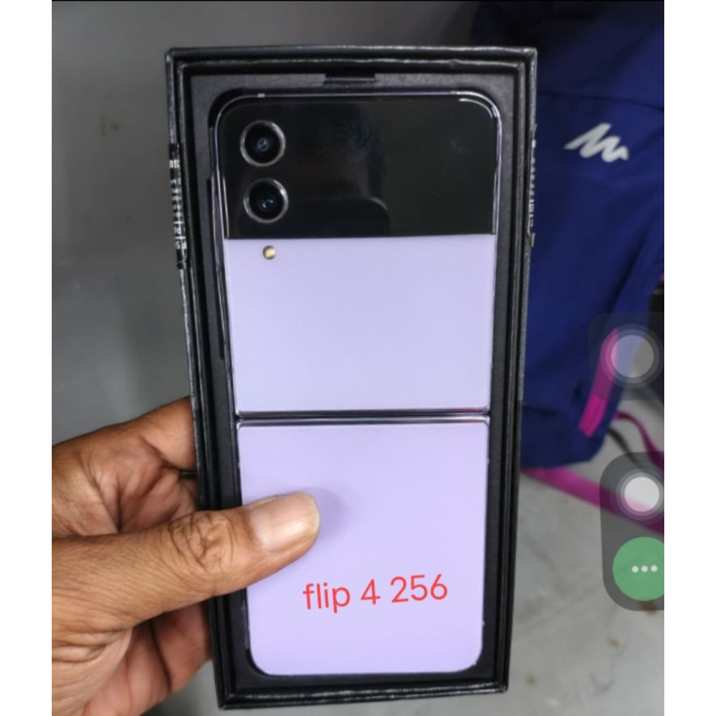 Samsung galaxy Z flip 4 8/256 second