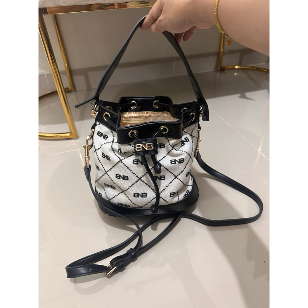 PL BNB monodime bag/ brand no brand bucket bag