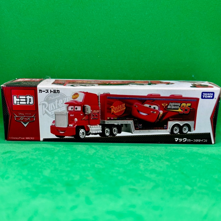 Tomica Long The World of Cars Mack Truck Transporter