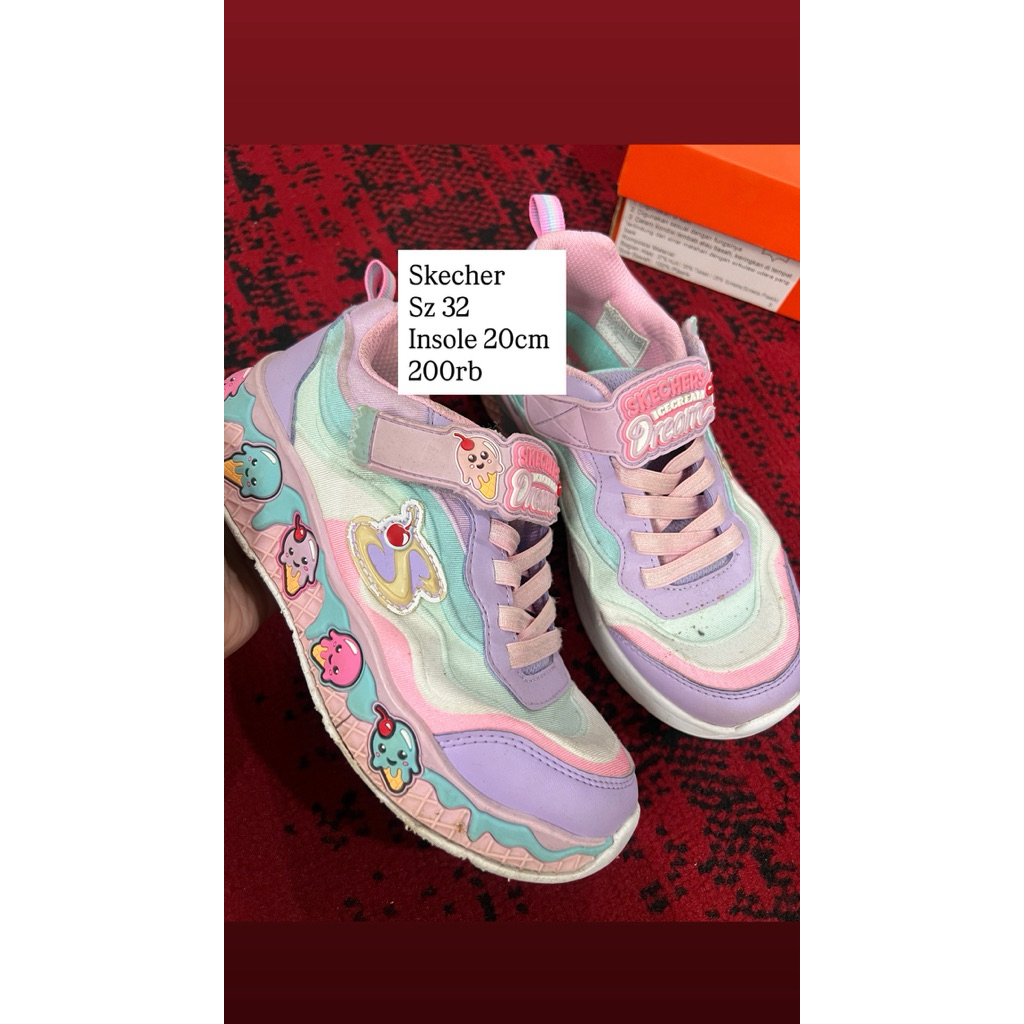 skechers anak perempuan
