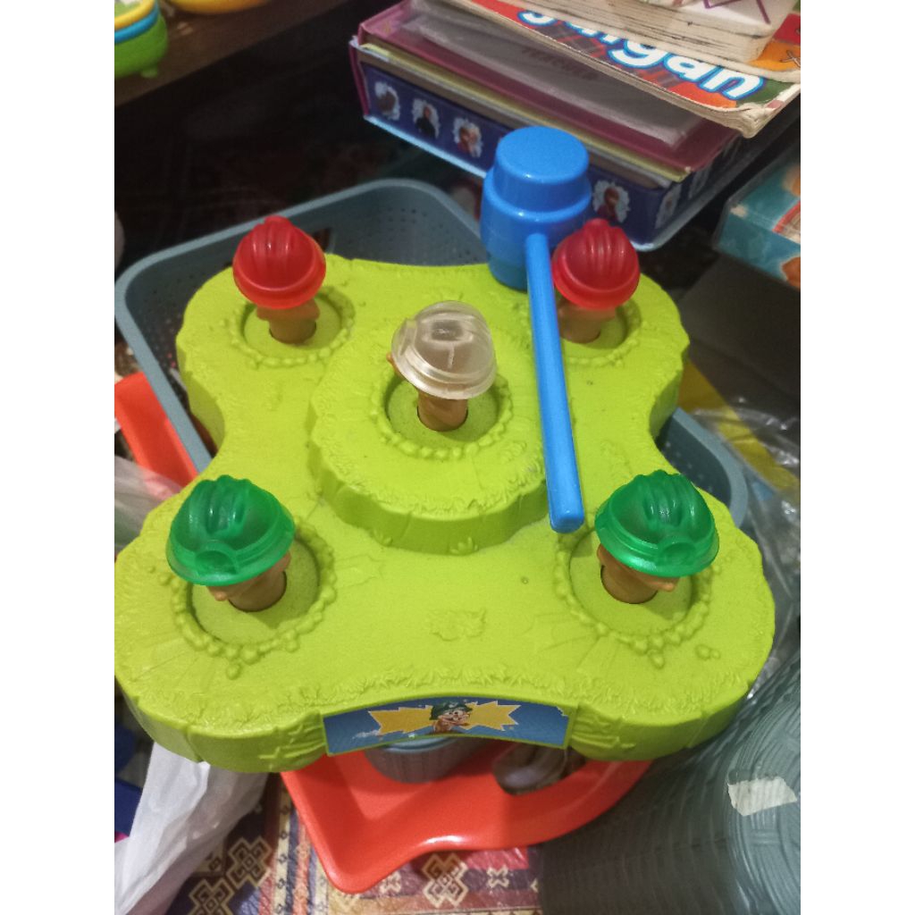 (Preloved) Mainan Pukul2an elektrik ON brand Hasbro Mattel