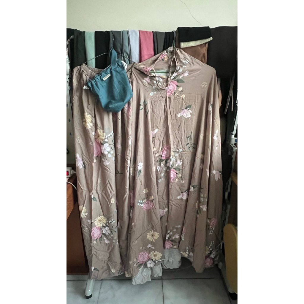 Mukena Zayana Organic rayon adem lembut (preloved)