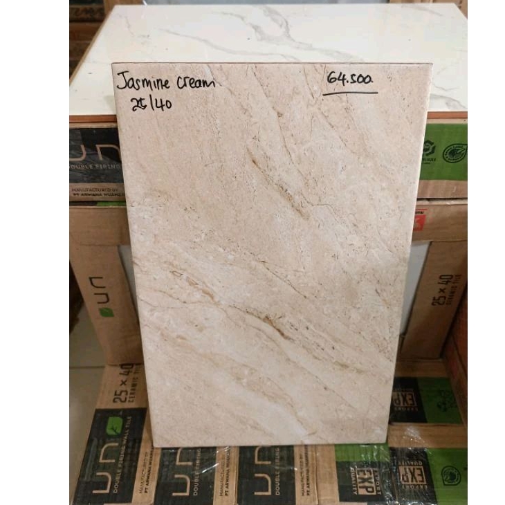 KERAMIK DINDING 25X40 COKLAT MUDA JASMINE CREAM