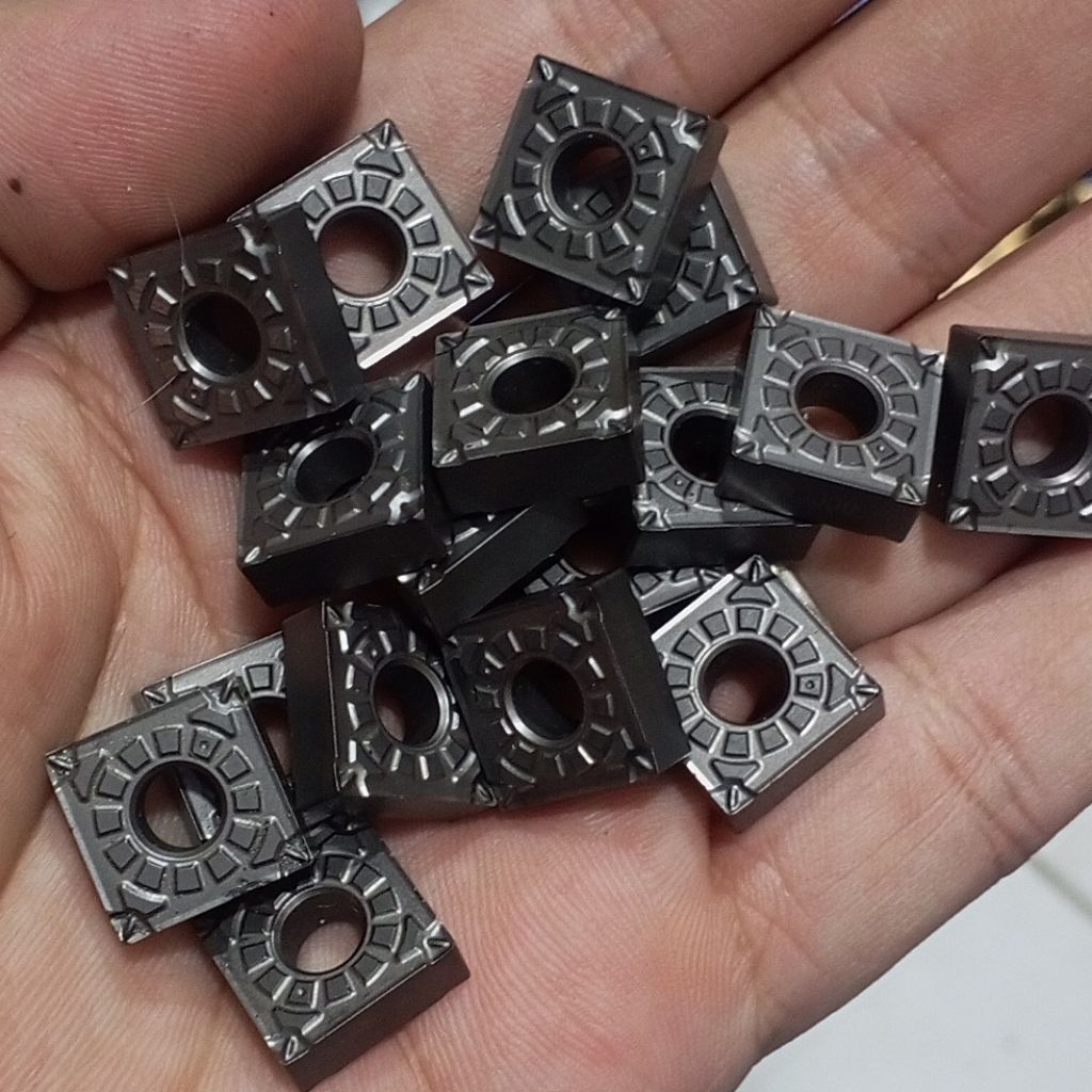 Insert bubut SNMG120408 bekas mata pisau bubut SNMG12 04 08 Second layak pakai