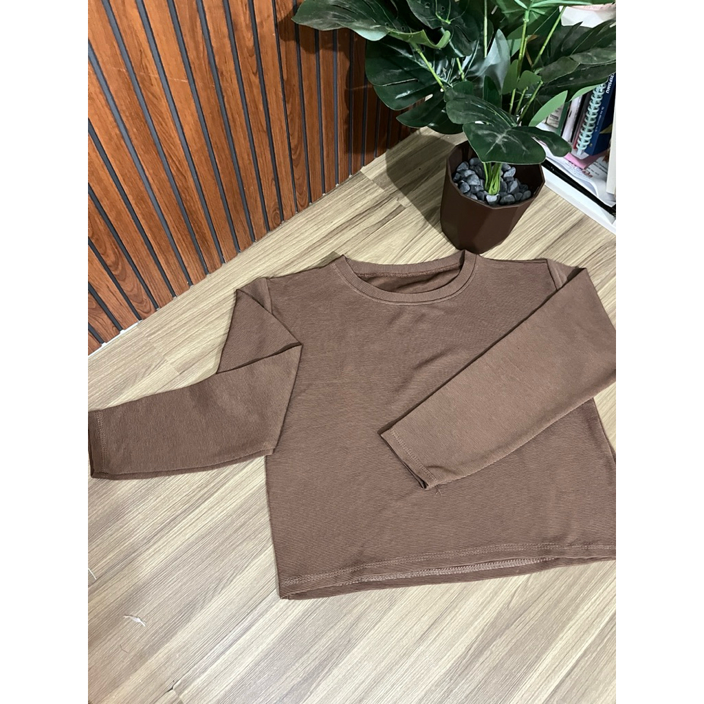 prelov kaos coklat tua polos