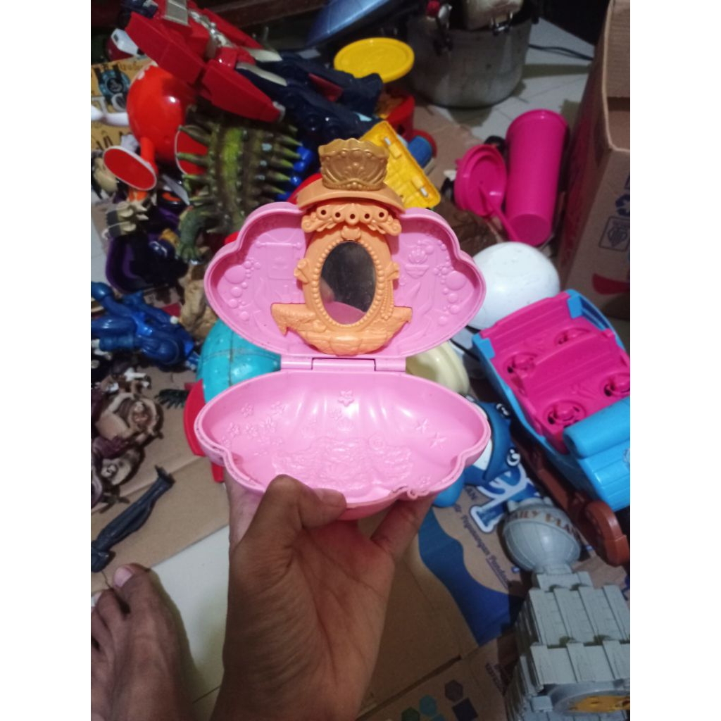 Figure / Mainan Preloved - Diorama Disney Original Disney / Mattel