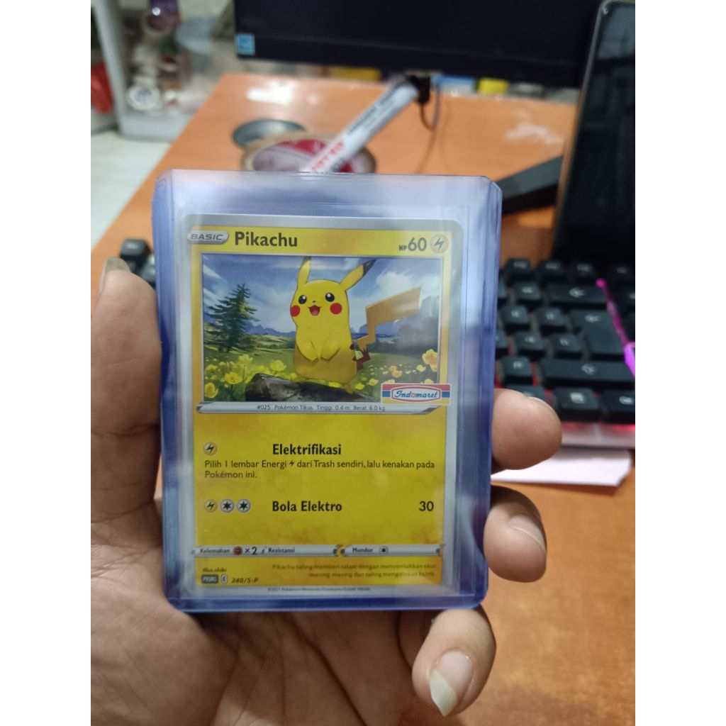 PIKACHU promo INDOMARET / TCG CARD POKEMON / KARTU TCG