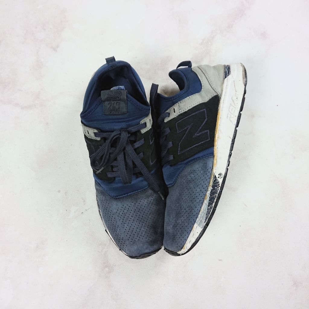 Sepatu New Balance 247 Pria Wanita Second Bekas