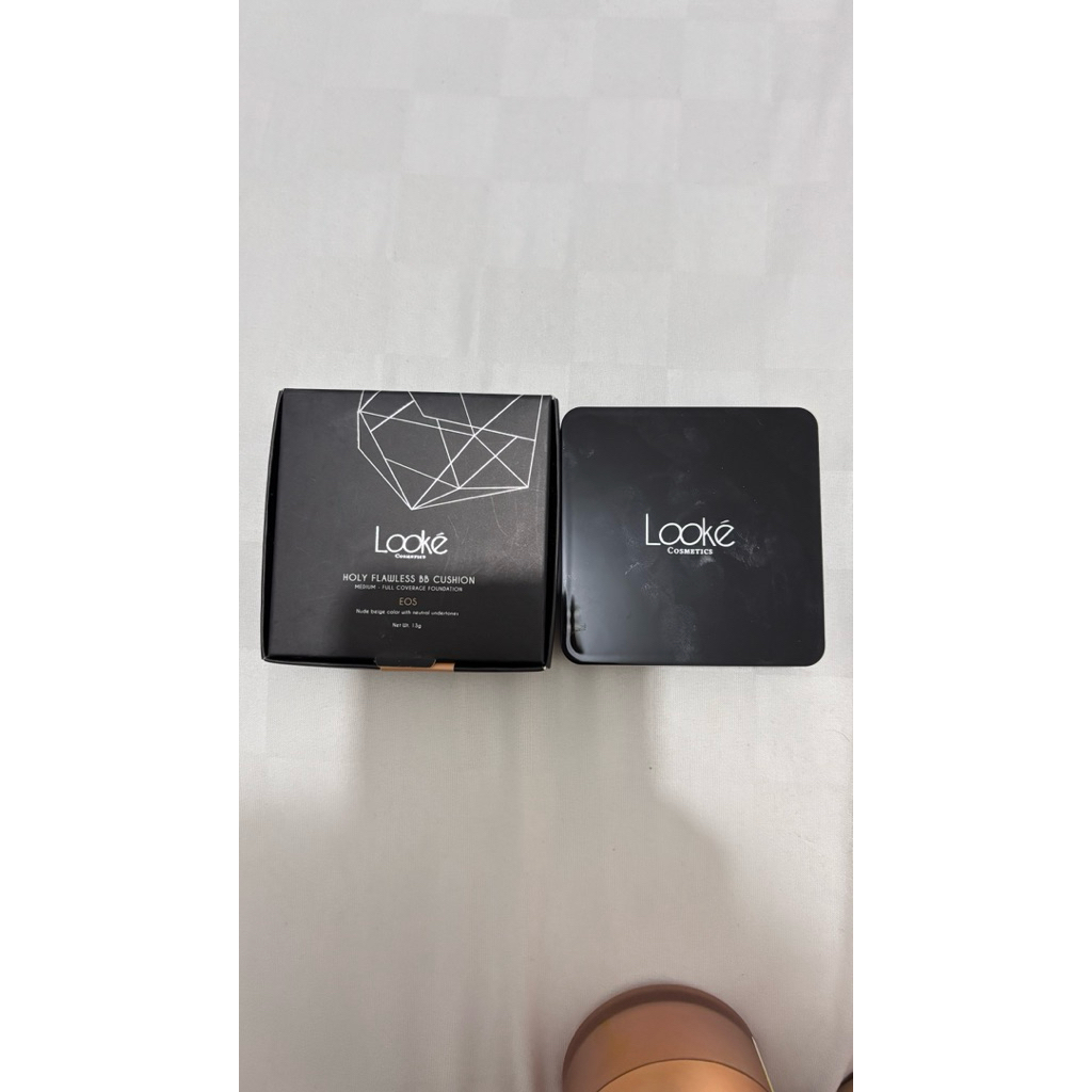 (Preloved) Looke Cushion