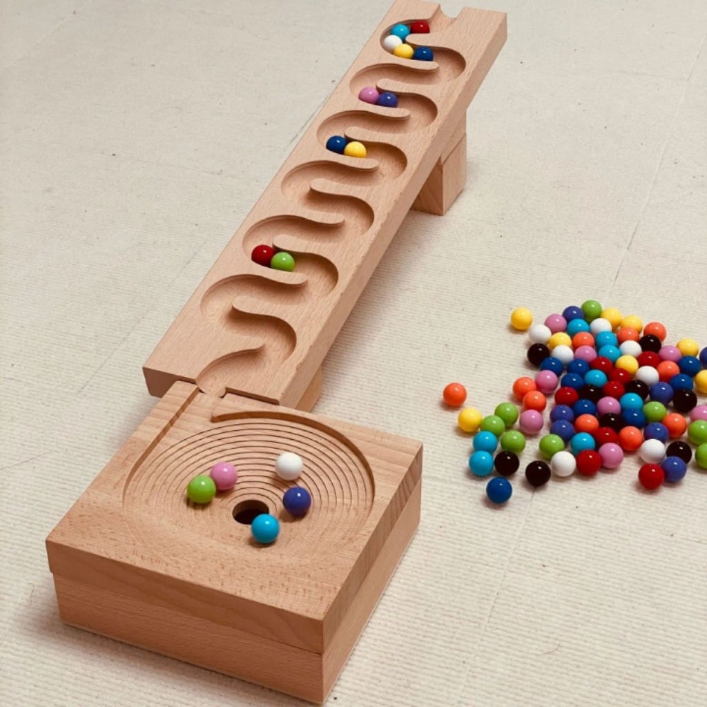 Lintasan Kayu Marble Run selucuran kelereng satu track