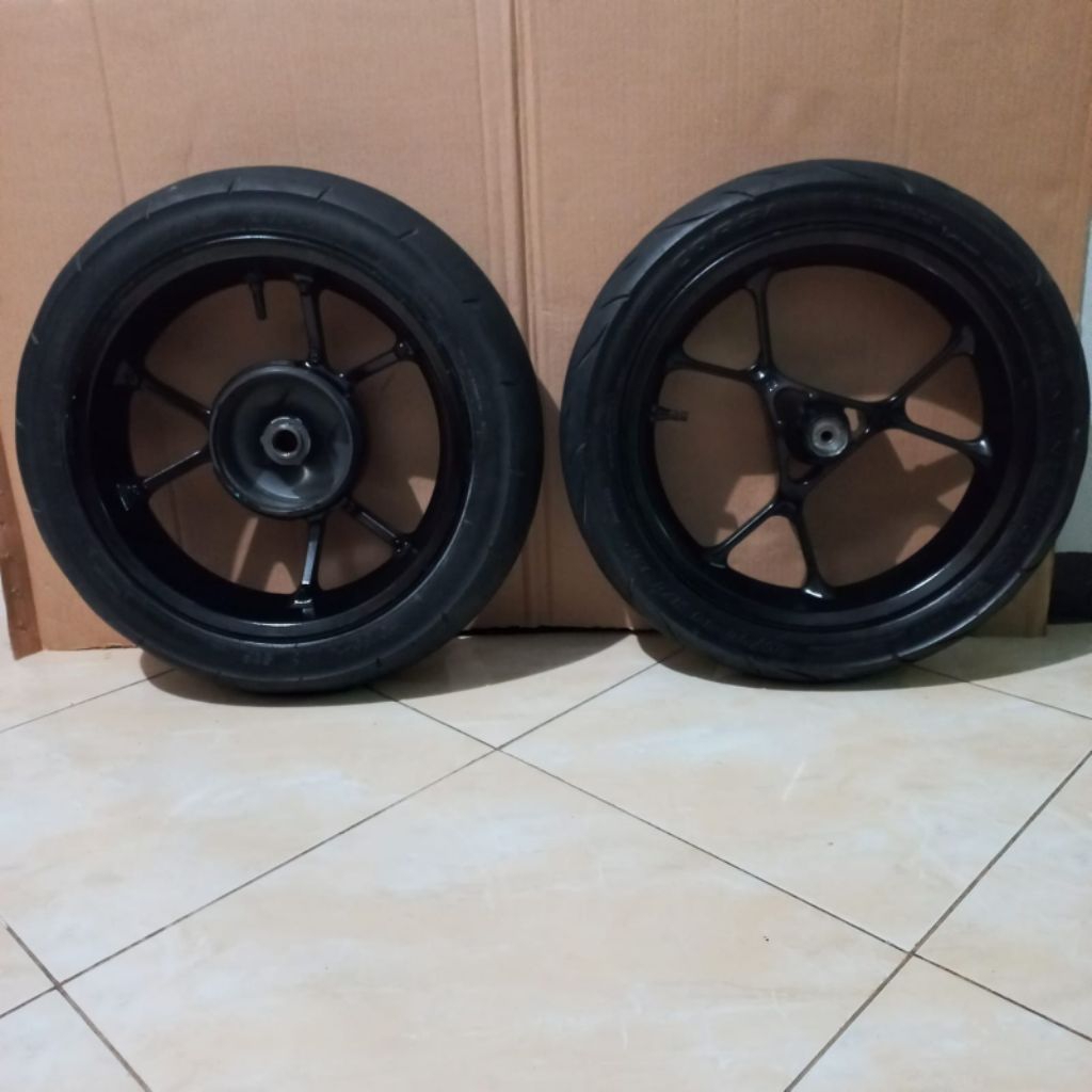Velg sepasang depan belakang velg velk set ban depan belakang Yamaha Aerox/Lexi kode B65