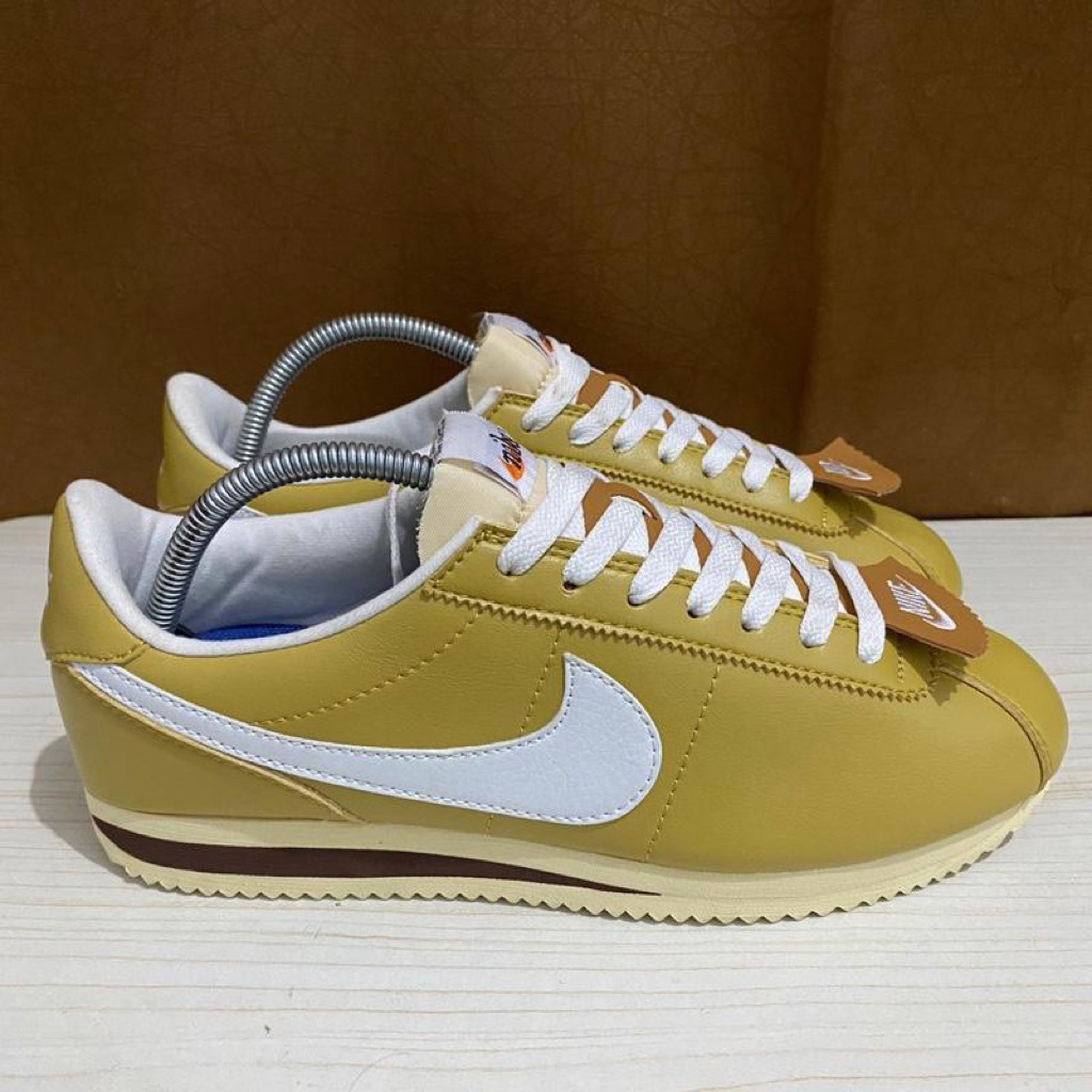 Sepatu second-PRELOVED Like New Nike Cortez 23 SE FD0400-725 Size UK 7.5 / 42 1:1