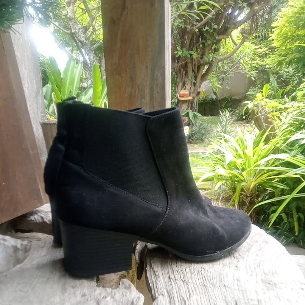 sepatu ankle boots H&M Divided size 41