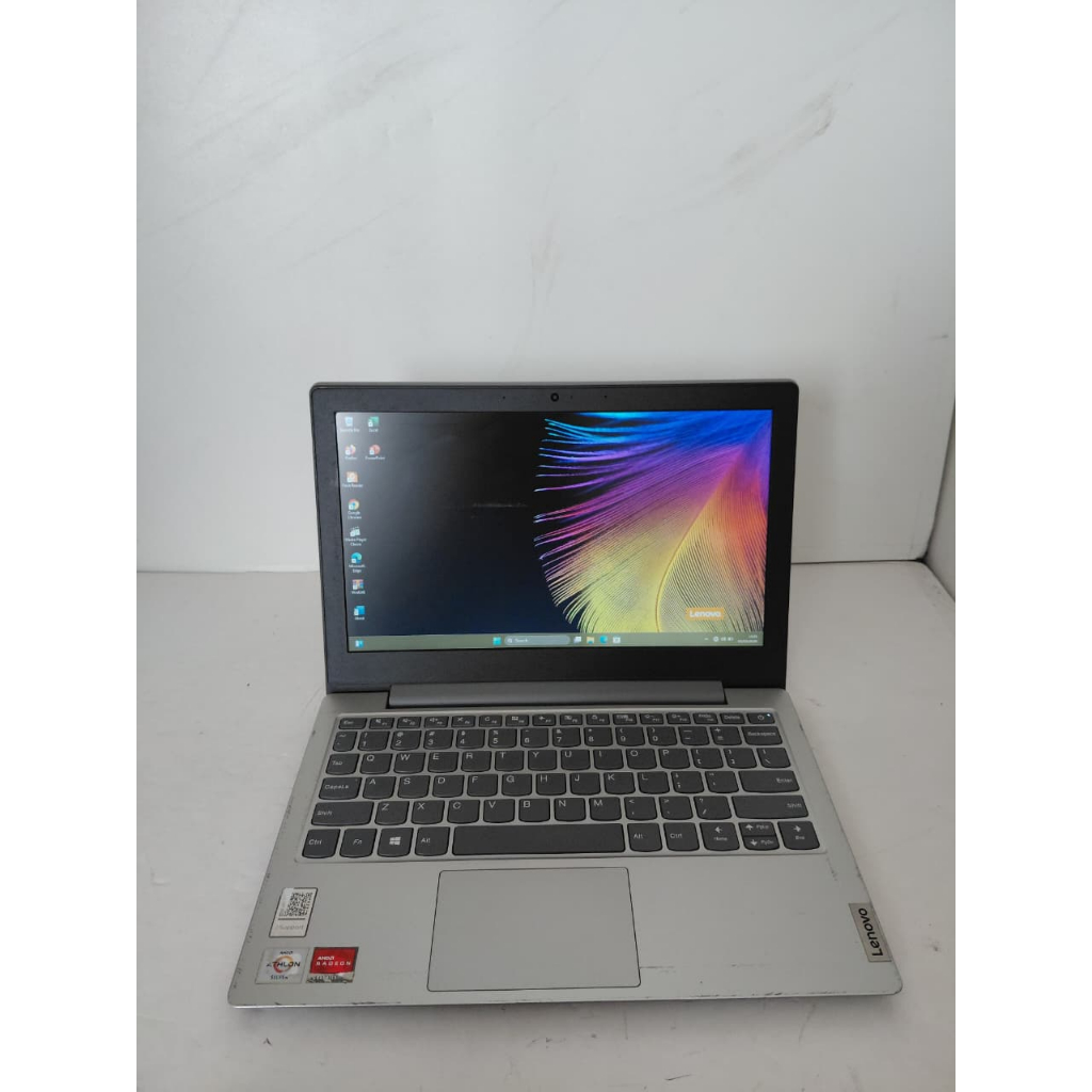 AMD Athlon Silver 3050e Dali Laptop Slim Kecil AMD Radeon Vega 3 512MB Lenovo IP 1 4/256
