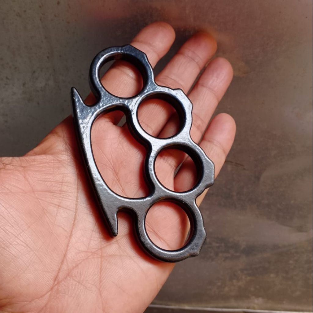 BARNEKEL KENAKEL BESI HITAM