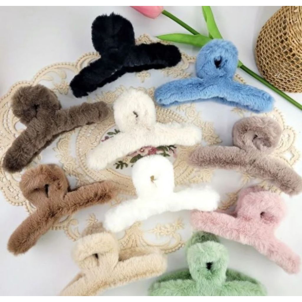 JepitanRambutKoreaBuluSweaterPlush