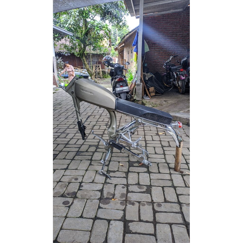 Body Set Rangka Tangki CB Tatanan Full Manisan Baru Srittt Begel Panjang Jok Slebor Bostep K15 Pangk