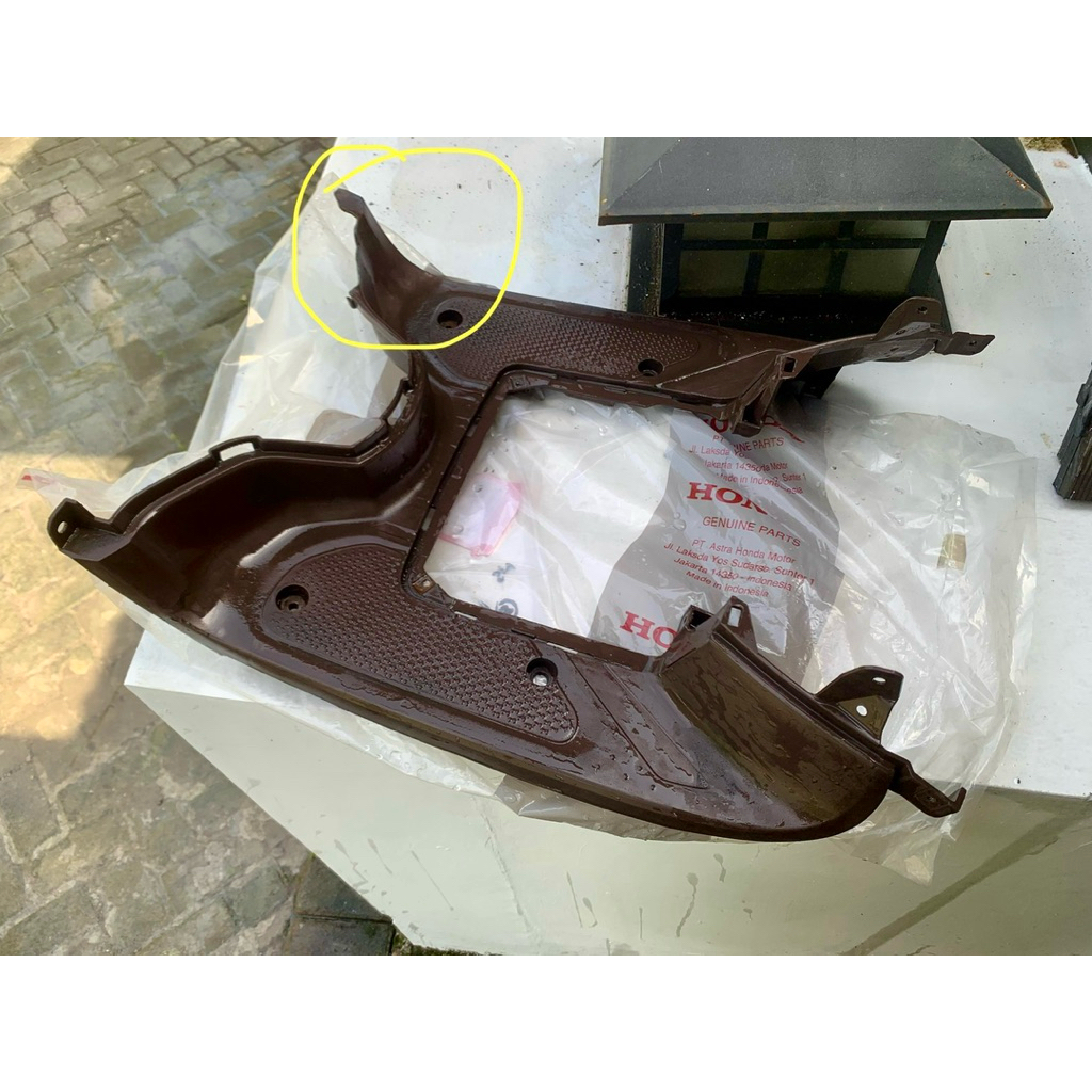 cover lantai pijakan kaki scoopy 2021