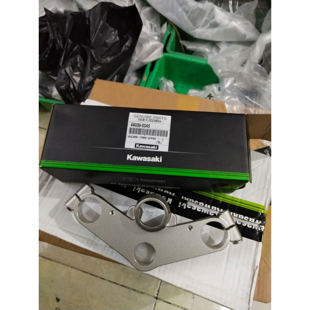 segitiga atas ninja R setang jepit