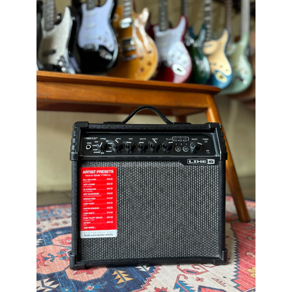 Amplifier Gitar Line 6 Spider V20 Second 20 Watt kondisi Mulus