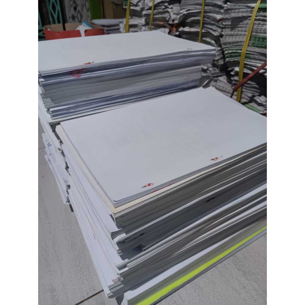 KERTAS BEKAS/ KERTAS HVS / KERTAS BUNGKUS / KERTAS BEKAS 1 SISI ISI 1KG