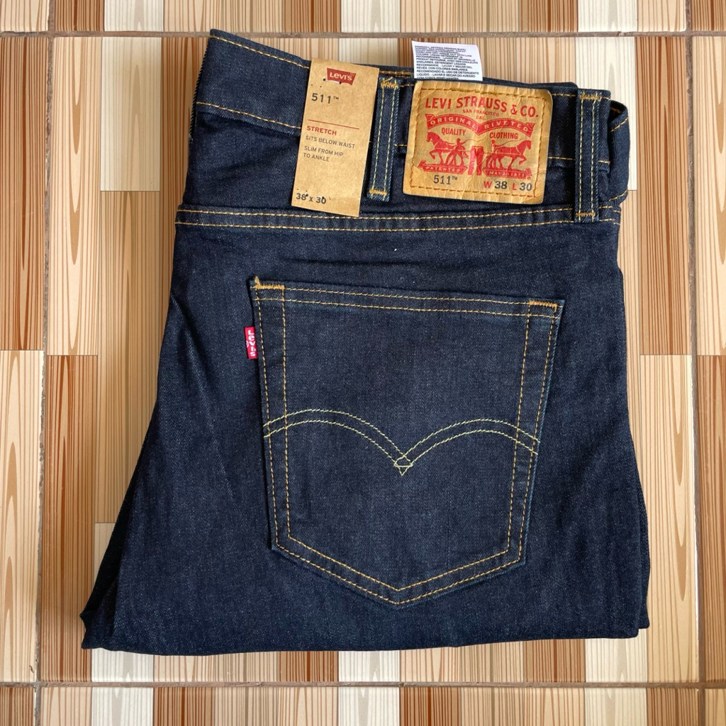 LEVIS 511 / SIZE 38x30 SLIM FIT BLACK GARMENT
