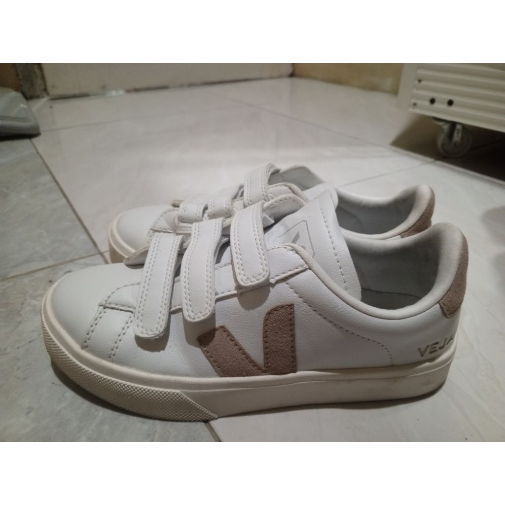 VejaShoes