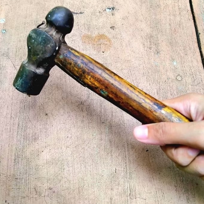 Palu Baja Serbaguna – Alat Tukang Bangunan & Pertukangan