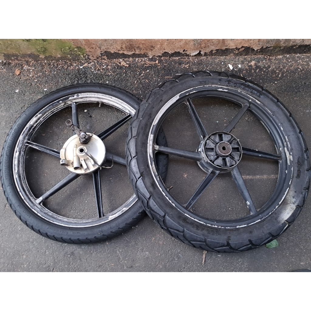 Velg honda legenda aztrea bulus astrea supra grand racing palang kelengkapan seperti difoto layak pa