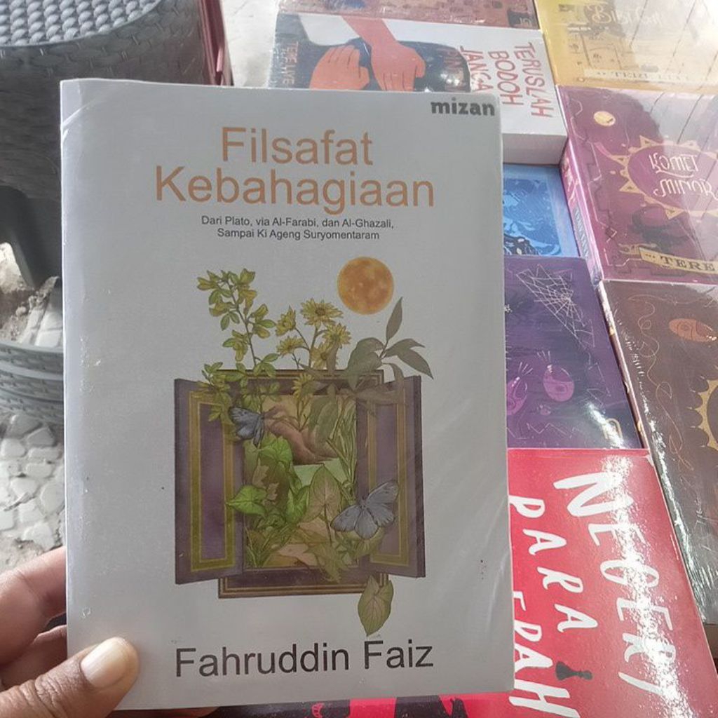 buku FILSAFAT KEBAHAGIAAN