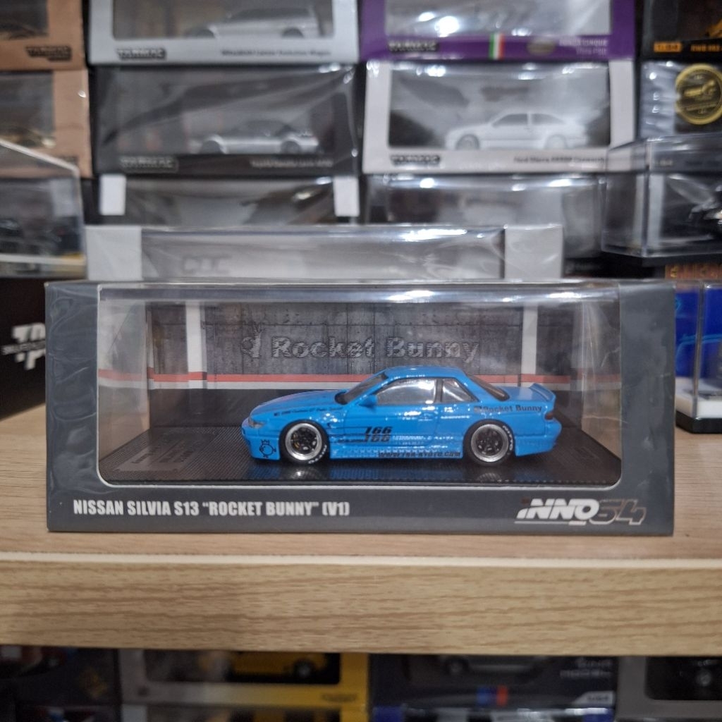 INNO64 Skala 64 Nissan Silvia S13 Rocket Bunny V1 Baby Blue