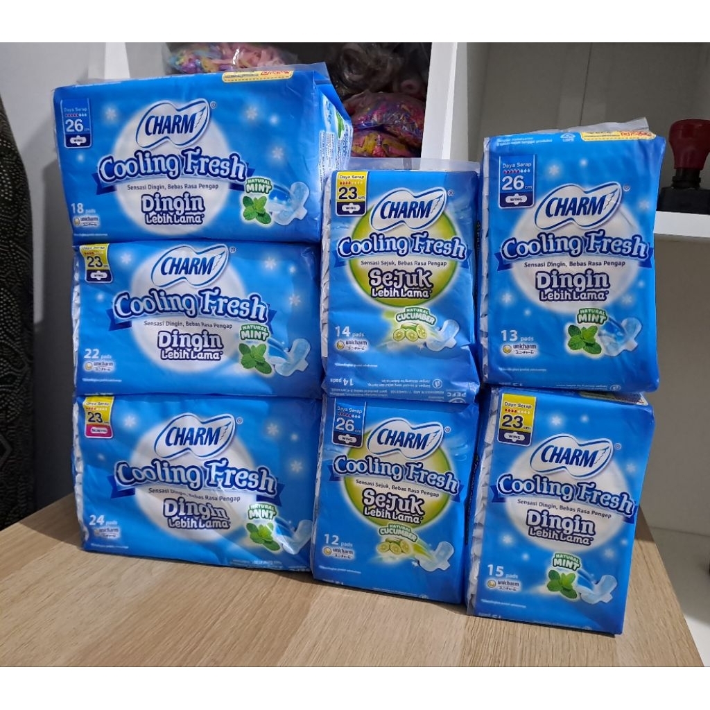 CHARM COOLING FRESH 23CM 26CM WING NONWINGS PEMBALUT WANITA