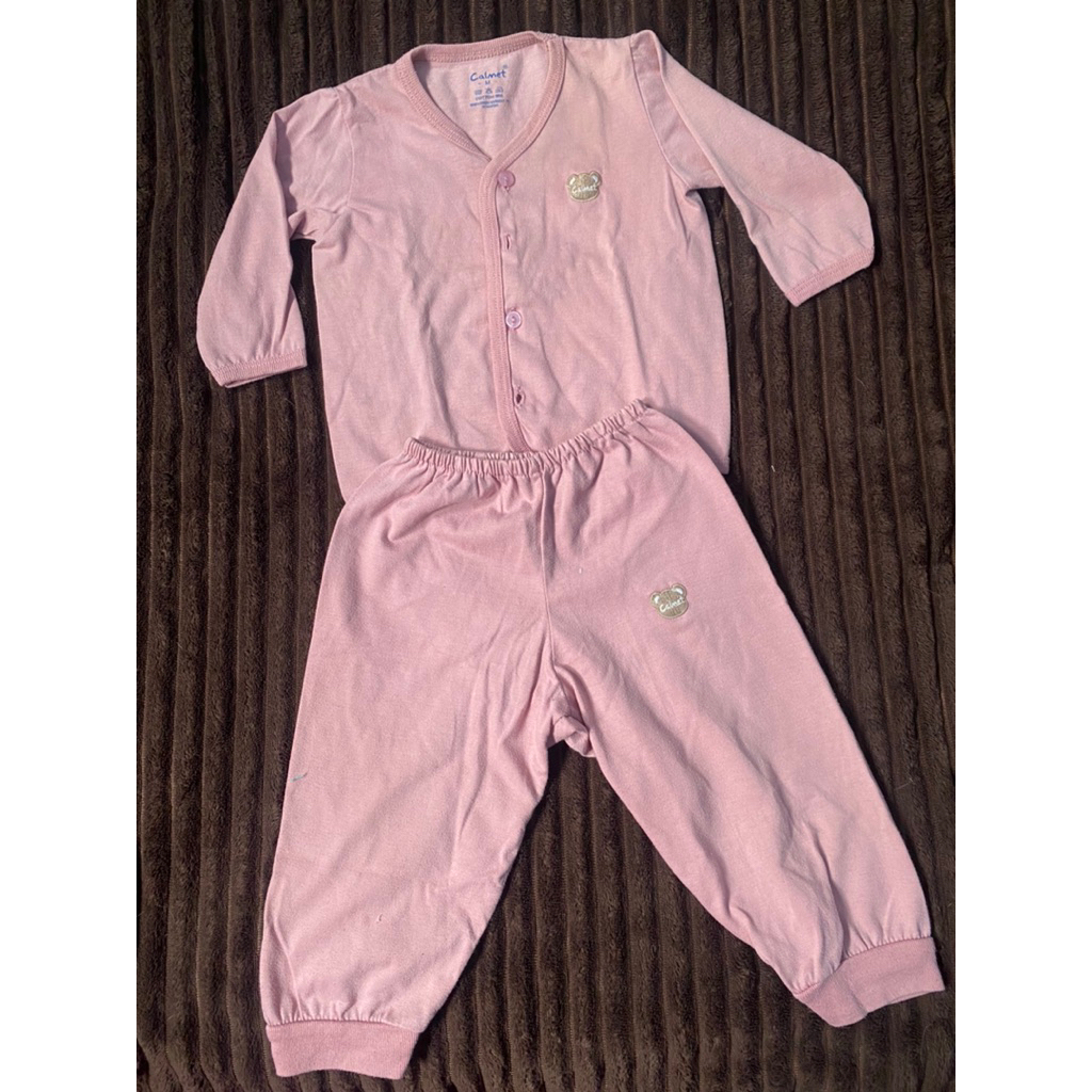 Preloved Baju Setelan Bayi Calmet size M
