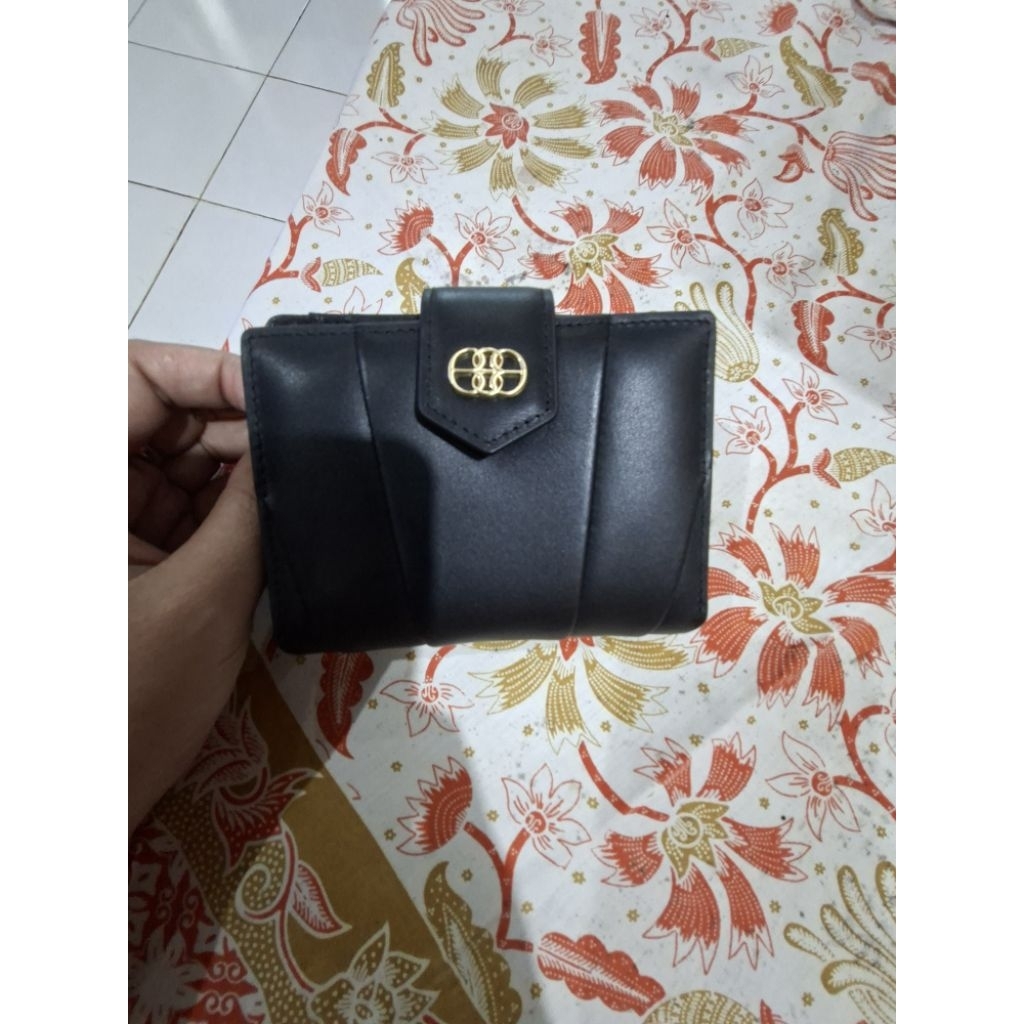 dompet bonia
