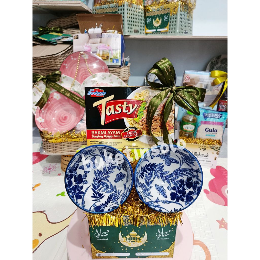 Parcel keramik parcel lebaran parcel piring gelas keramik parcel murah idul fitri