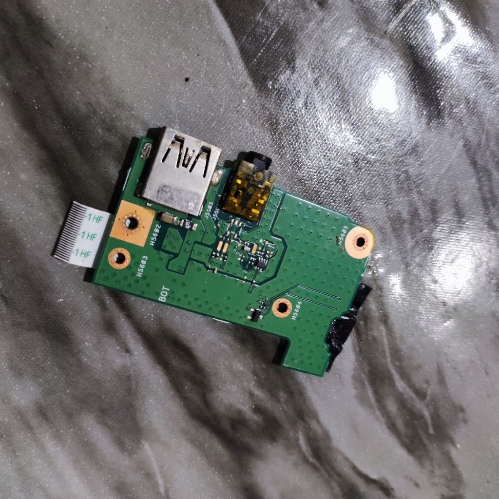 Port USB port usb Original laptop Asus X453