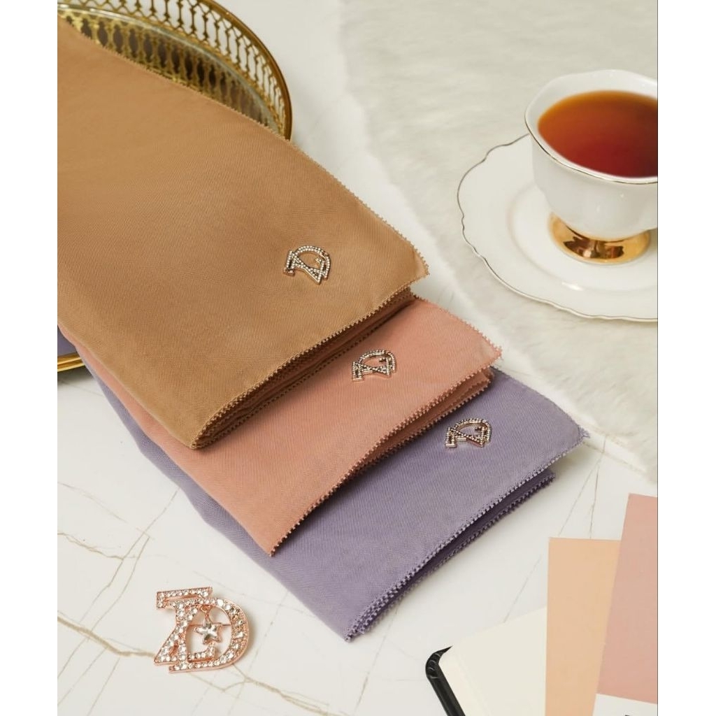 ZYTADELIA - MINOR DEFECT/RIJECT/AS IS DAY TO DAY SCRAFT VOAL XYTA UK 115 X 115