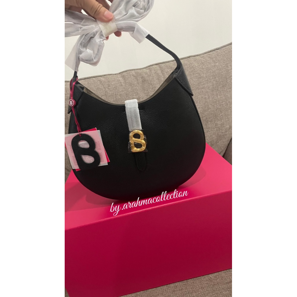 tas buttonscarves new